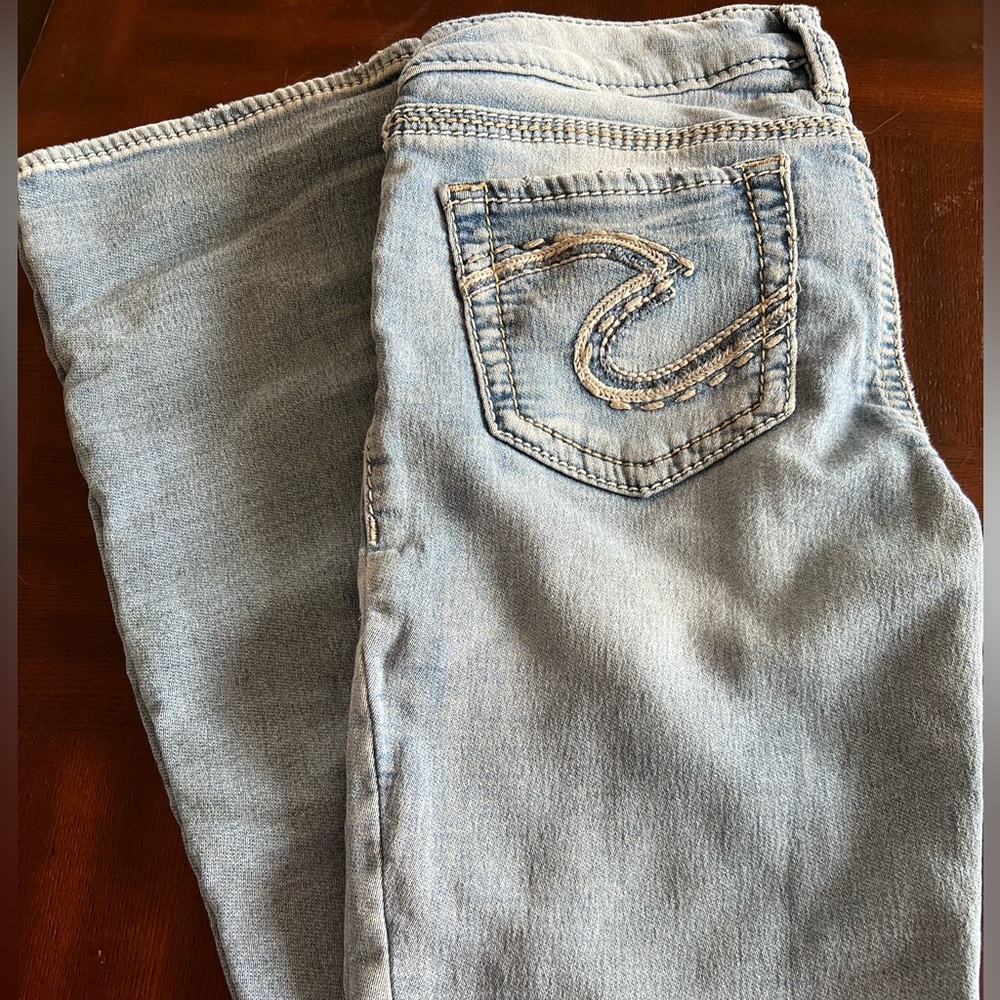 Silver Jeans, so 29 slim boot cut
